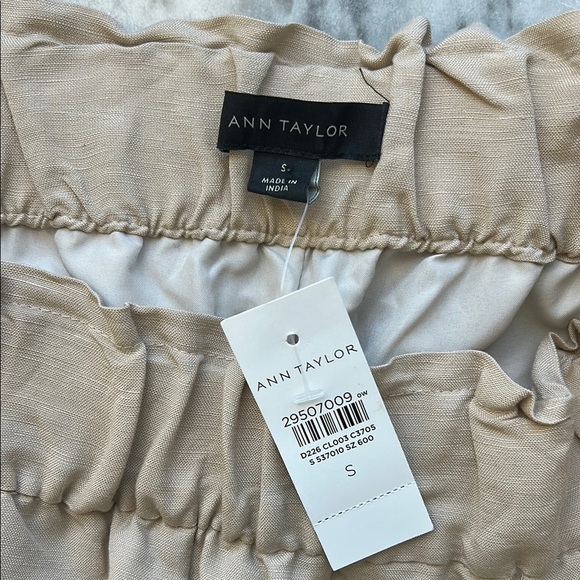 Ann Taylor Paper Bag Waist Linen Blend Wide Leg Tan Pants | Small - Picture 3 of 4